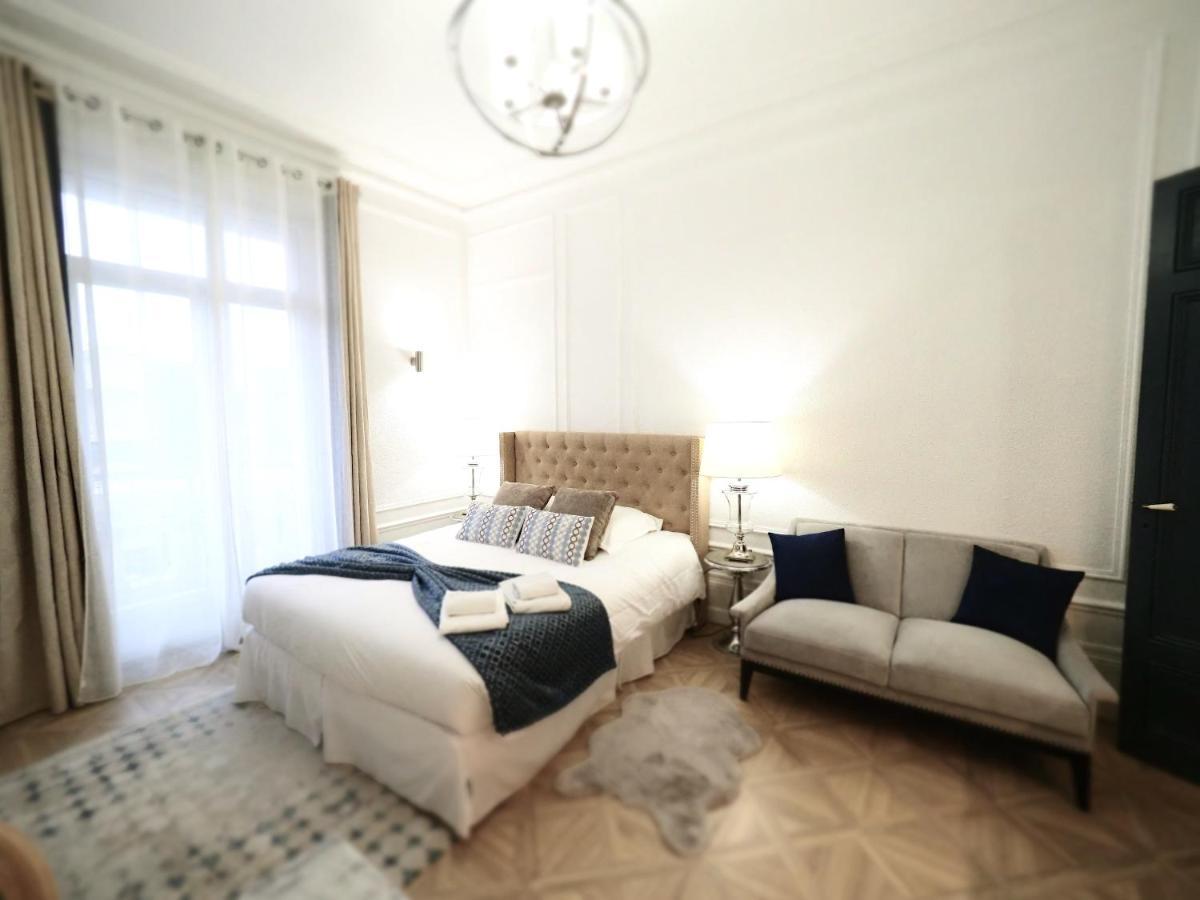 Le Palais Des Parcs - Chic - Centre Ville - Face Au Parc Vichy Ngoại thất bức ảnh