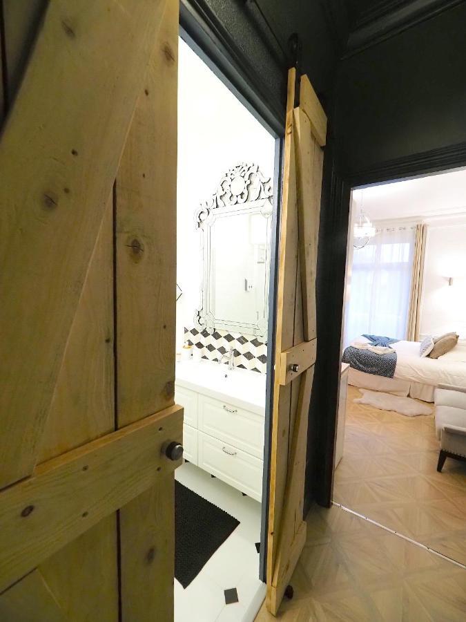 Le Palais Des Parcs - Chic - Centre Ville - Face Au Parc Vichy Ngoại thất bức ảnh